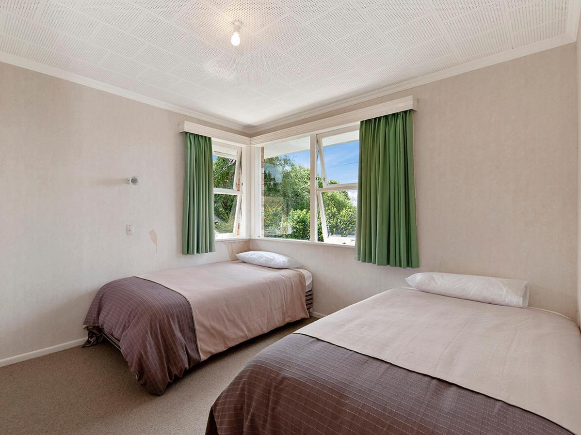 Lofty Lakeviews - Acacia Bay Holiday Home Taupo Eksteriør bilde